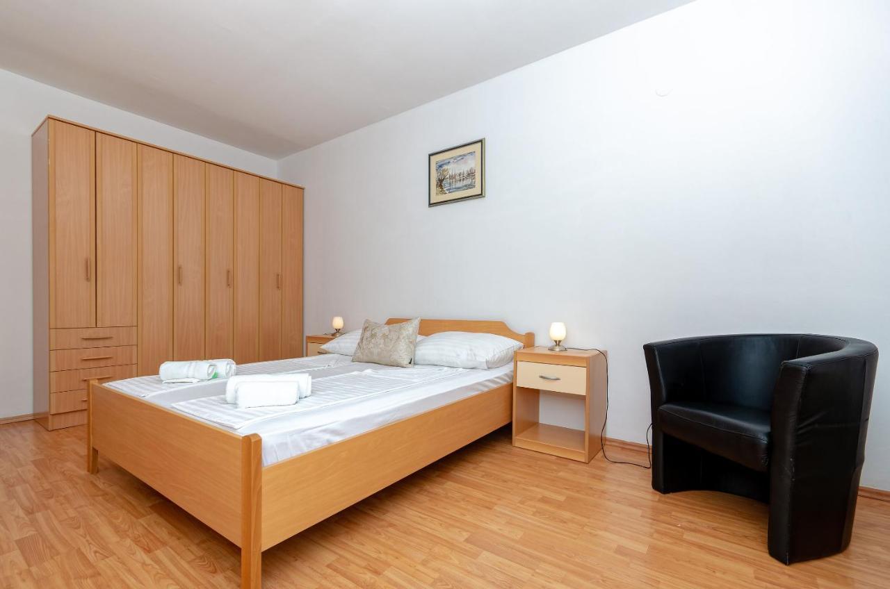 Apartments Mrs Brightside Split Bagian luar foto